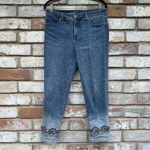 Chico’s So Slimming Girlfriend Slim Leg Crop Jeans